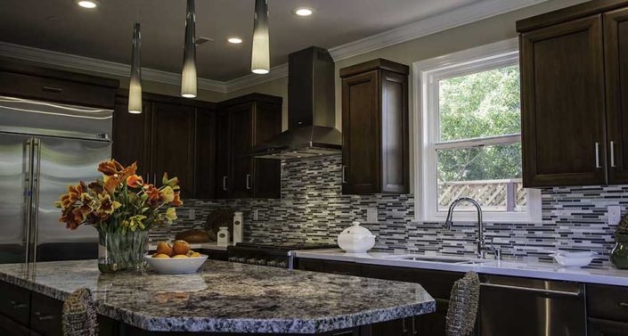 glass ties kitchen backsplash